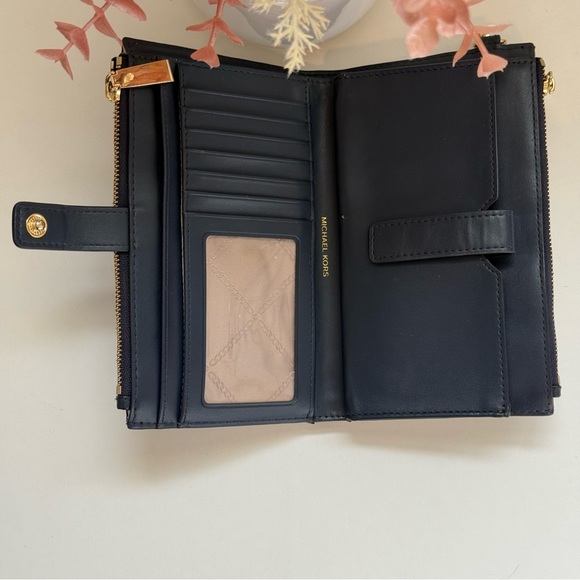 Michael Kors Wristlet - Picture 3 of 4